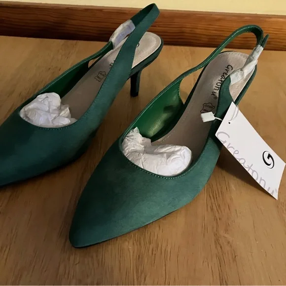 New Women’s heels, pumps, slingback shoes. Greatonu brand. Green faux suede. - Picture 9 of 11